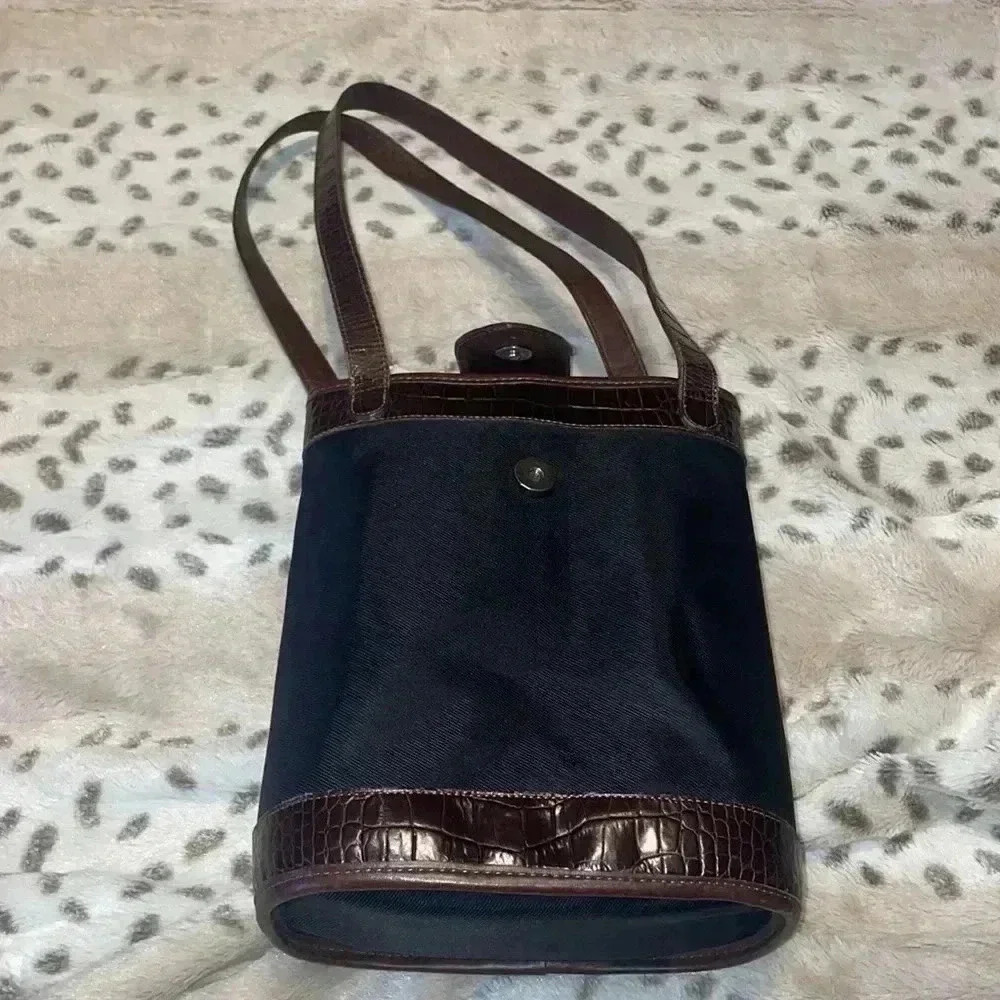 Brighton Handbag - Picture 7 of 12